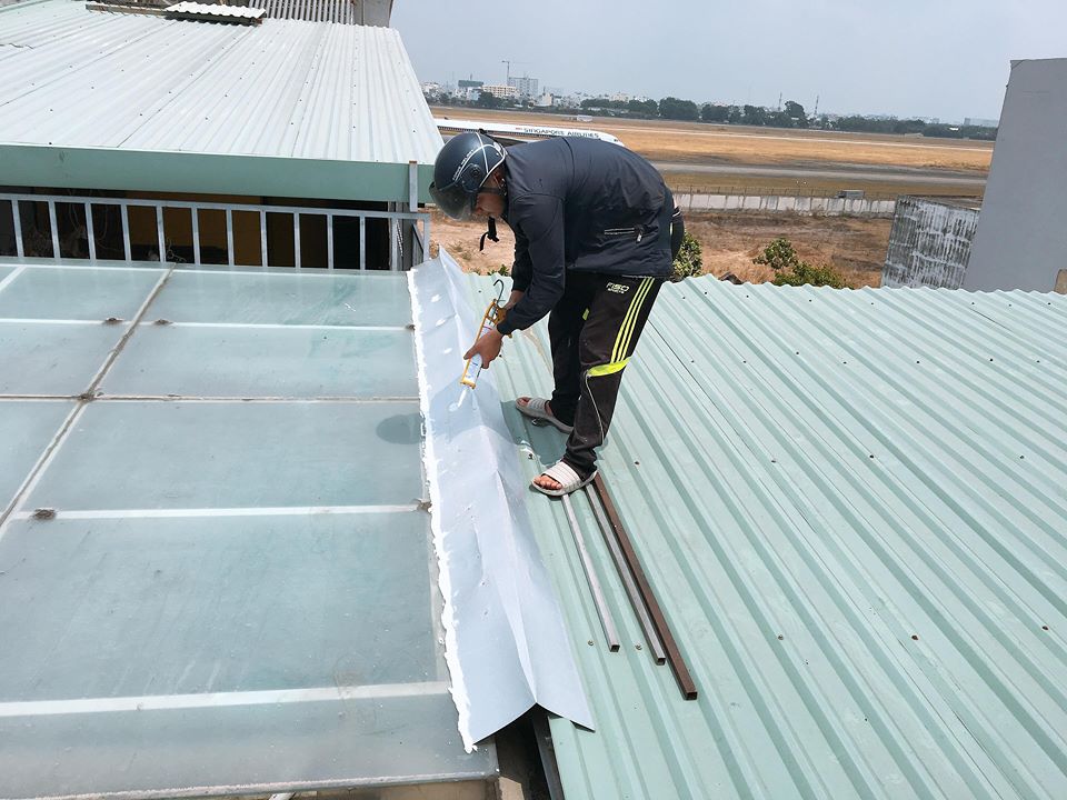Sửa nhà mái tôn đơn giản, nhanh chóng và tiết kiệm chi phí